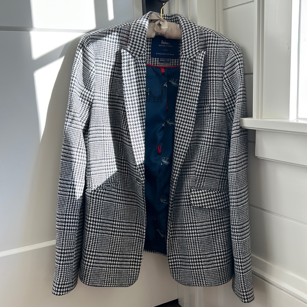 Boden wool tweed blazer in navy herringbone size 8